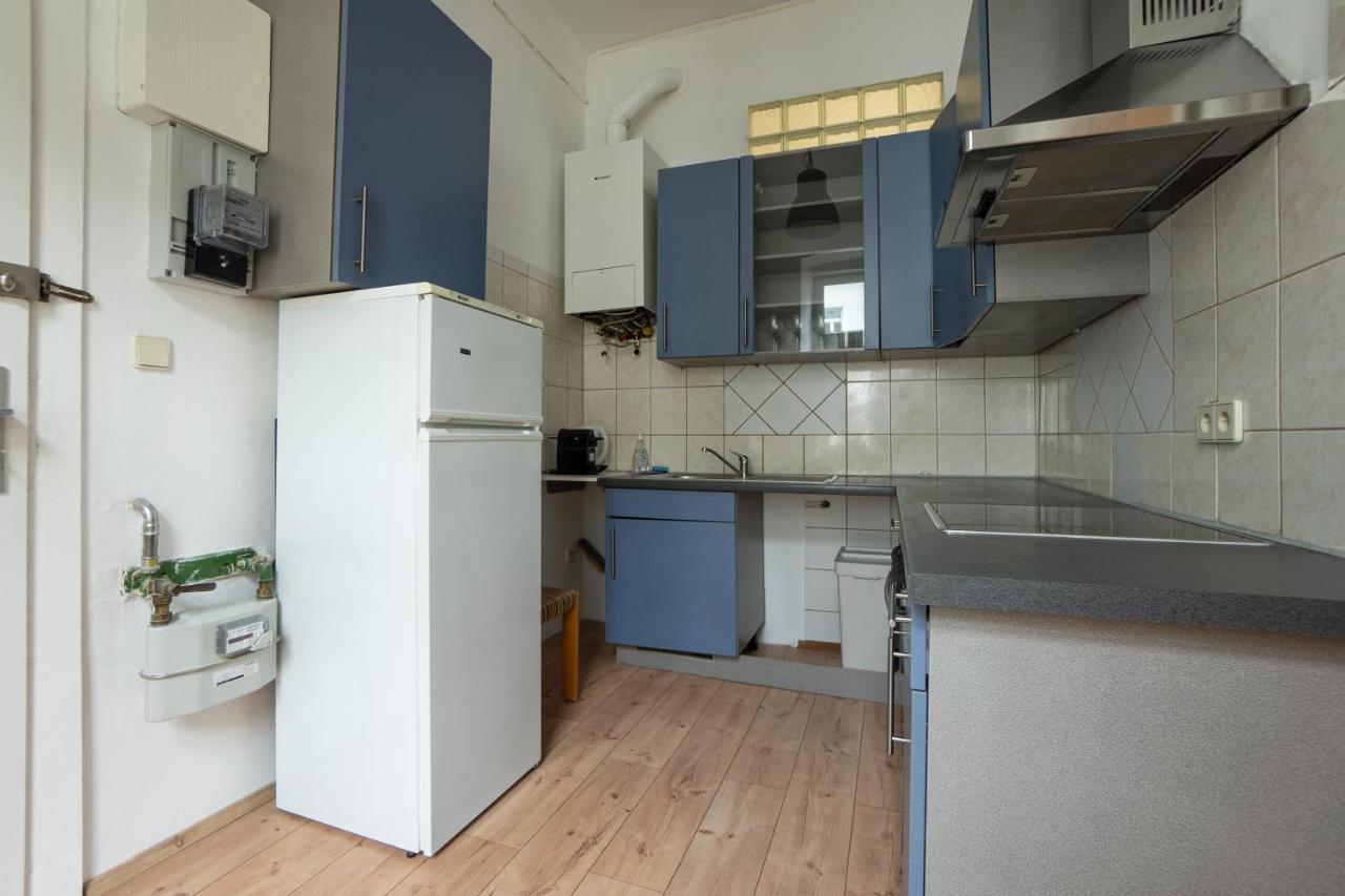 Lovely 1-Bedroom Apartment Next To Praterstern Вена Экстерьер фото