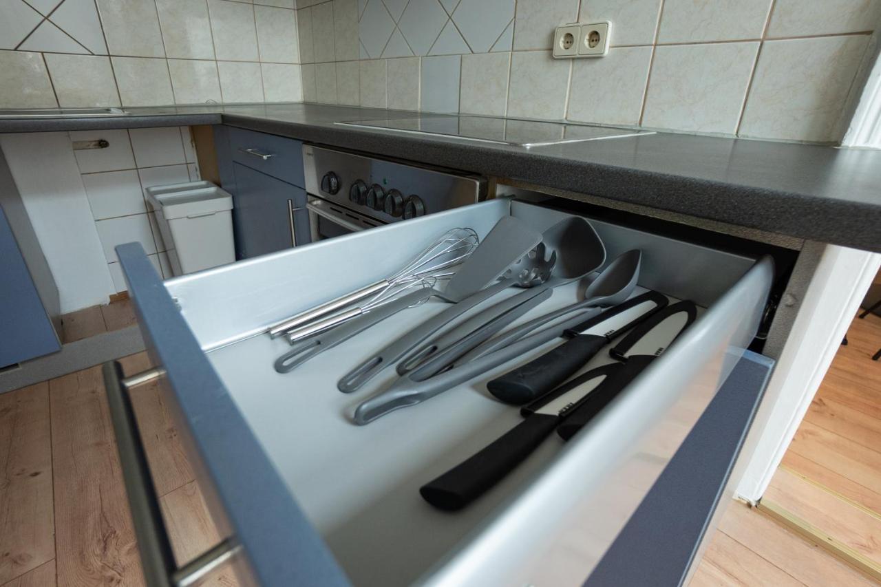 Lovely 1-Bedroom Apartment Next To Praterstern Вена Экстерьер фото